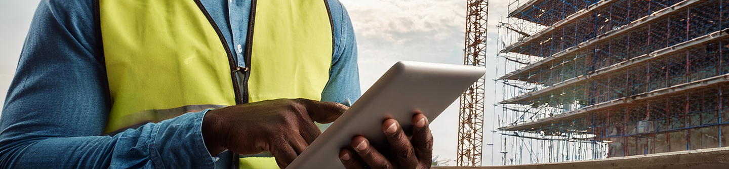 Planeja e executa obras, cuidando da infraestrutura com técnica, segurança e atenção aos prazos.